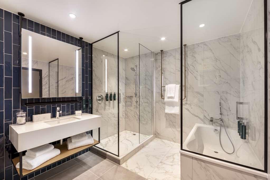 Hotel Hilton Woking Zimmer foto